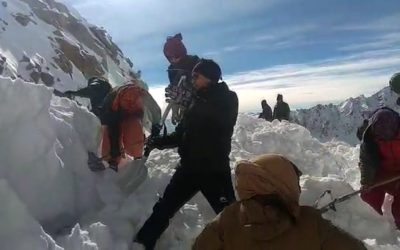 KHARDUNG LA, LA MONTAGNA FA ANCHE MORTI DI SERIE B