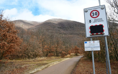 LA NUOVA STRADA PER CARTORE, MA PERCHÉ QUEI CARTELLI?