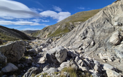 DAL “POSTEGGIO DI TRINITÀ” AL VALLONE DELLA FORNACA E ALL’EX-BIVACCO LUBRANO (GRAN SASSO)