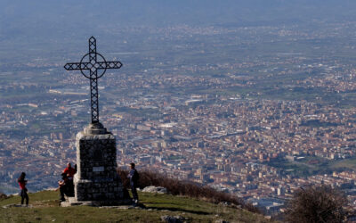 L’ANELLO DI VALIBONA, DI MONTE CANTAGRILLI E DELLA CROCE DELLA RETAIA (MONTI DELLA CALVANA)